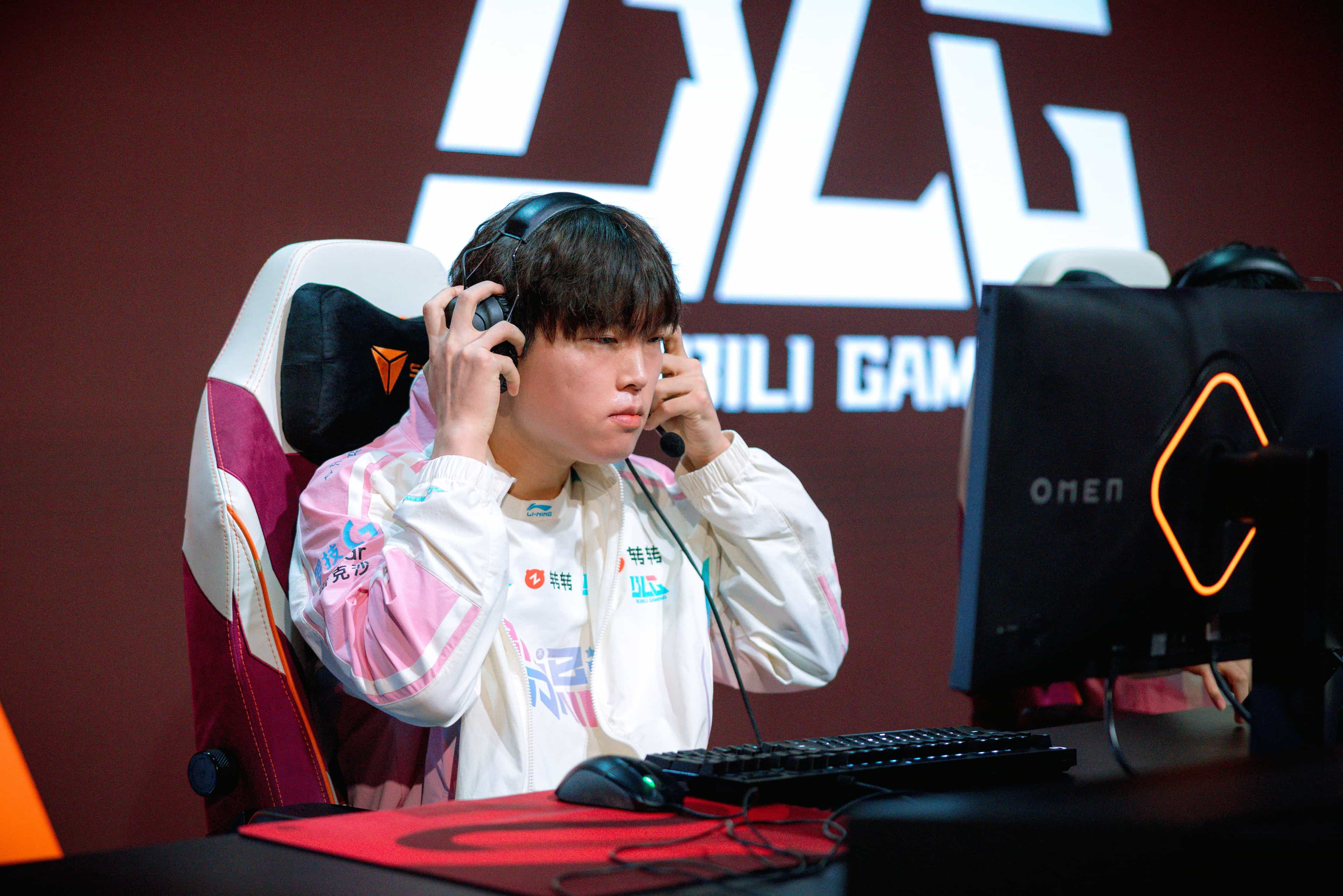 Bin Returns to BLG after One-Month Absence