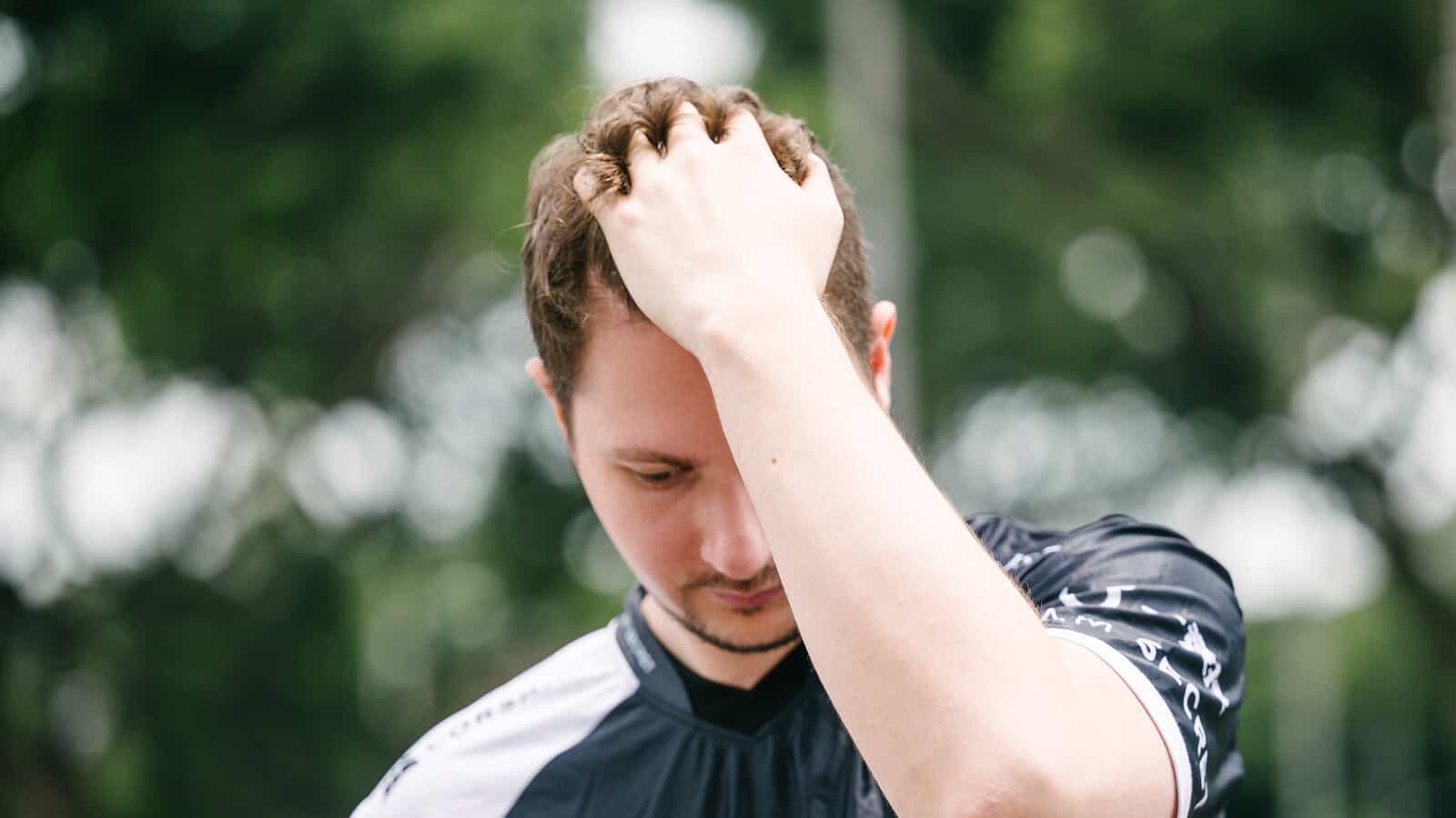 Grandes equipes enfrentam problemas na Europa