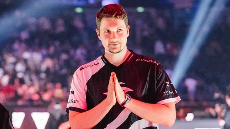 "It's just DOTA 2 for kids" DOTA 2 Veteran, Puppey on League Of Legends