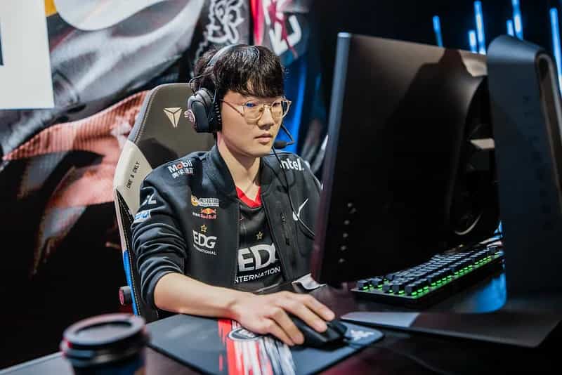 Star ADC "Viper" to remain at Hanwha Life Esports for one more year
