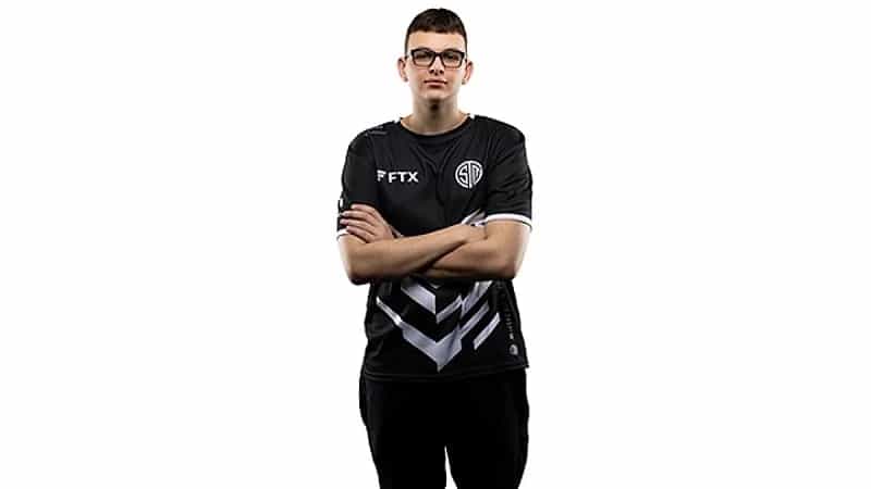 Faze Rossy? Faze Clan Valorant in talks to pick-up Rossy