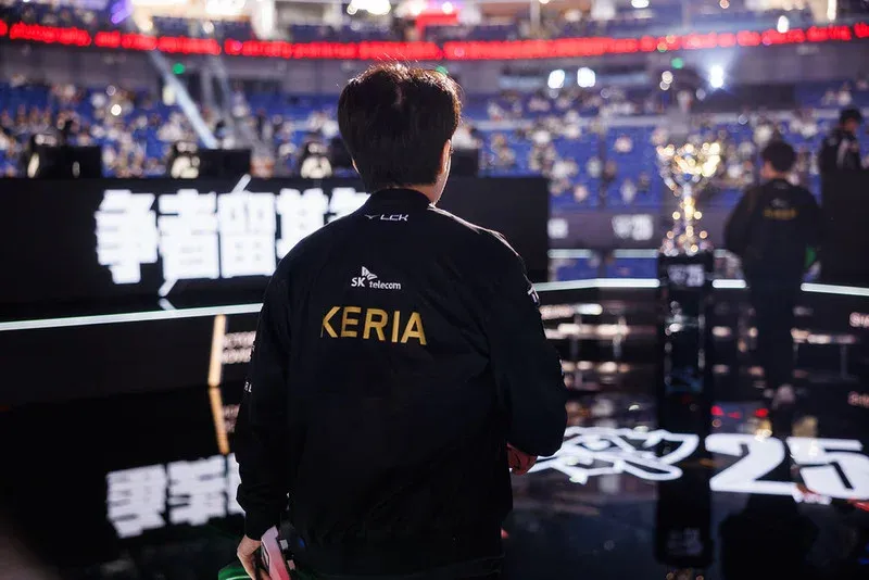 Keria, support de T1 en League of Legends, extiende hasta 2029
