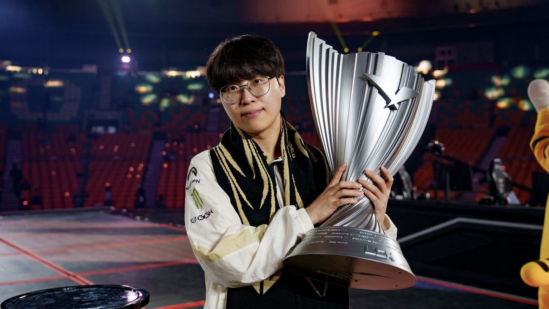 GEN Kiin is chasing his first World Championship title (Photo by LCK/Riot Games)