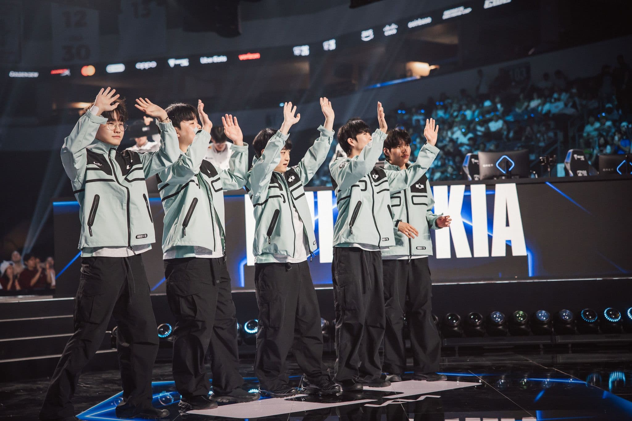 Dplus KIA Becomes First Team to Qualify for Worlds 2026 Playoffs