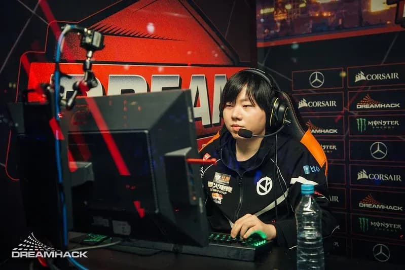 Paparazi will has one last shot at the biggest prize pool of the year.