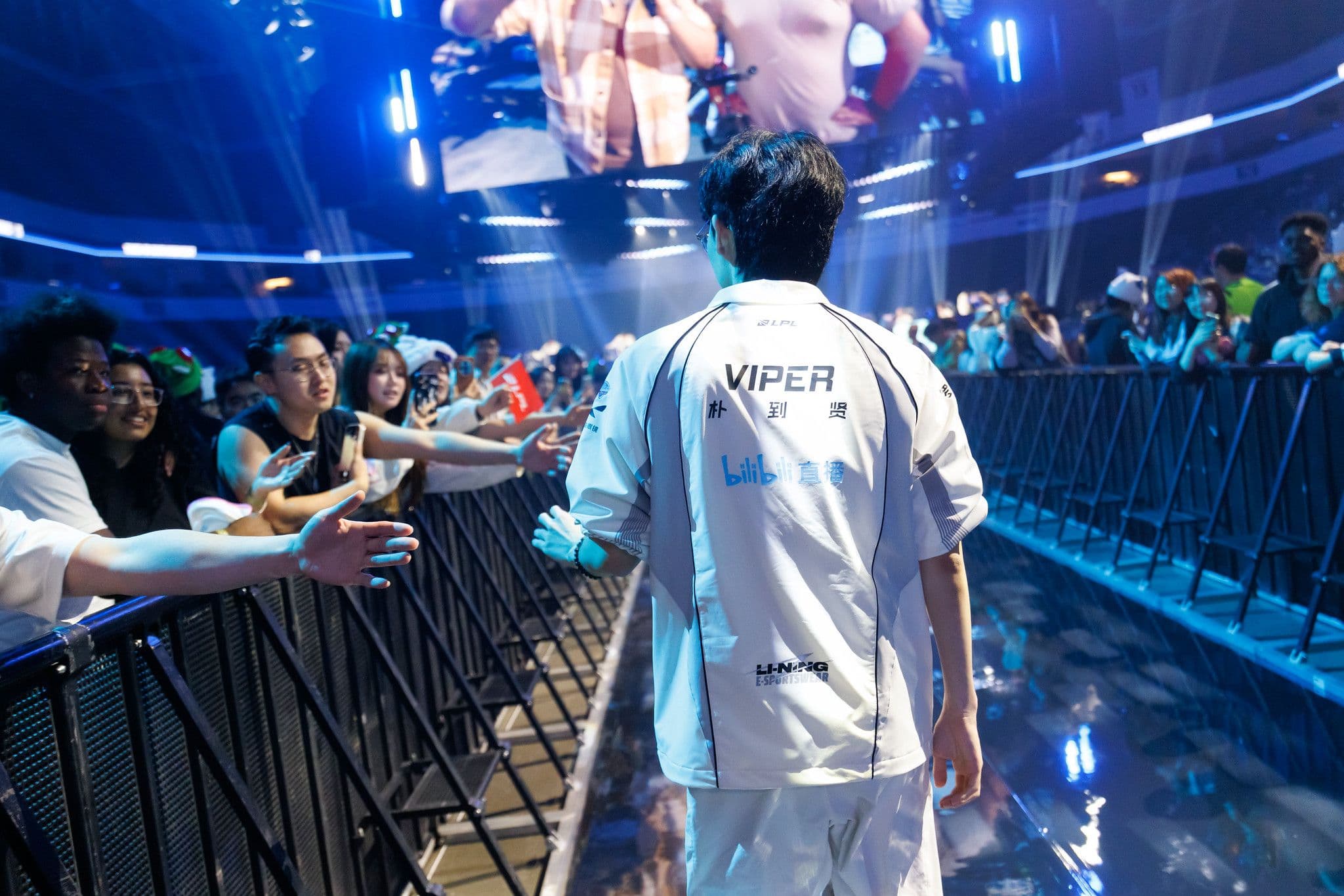 Viper Says BLG's Communication Is "Worse Than Having None at All" at Worlds 2026