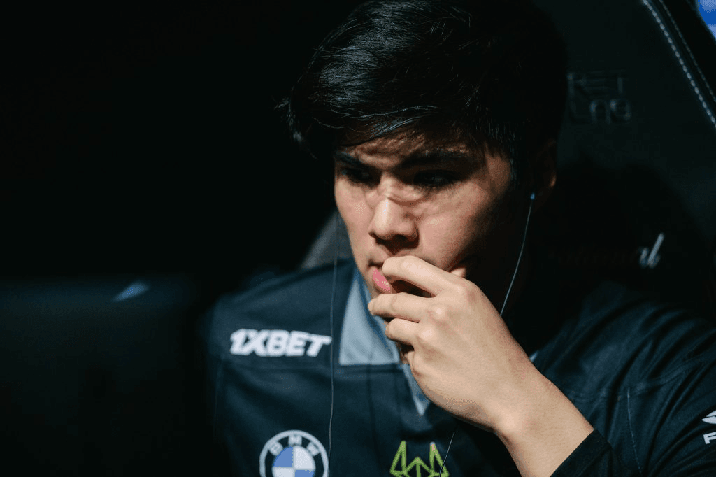 Taiga no The International 2022 pensado em seu pick. Créditos: Valve