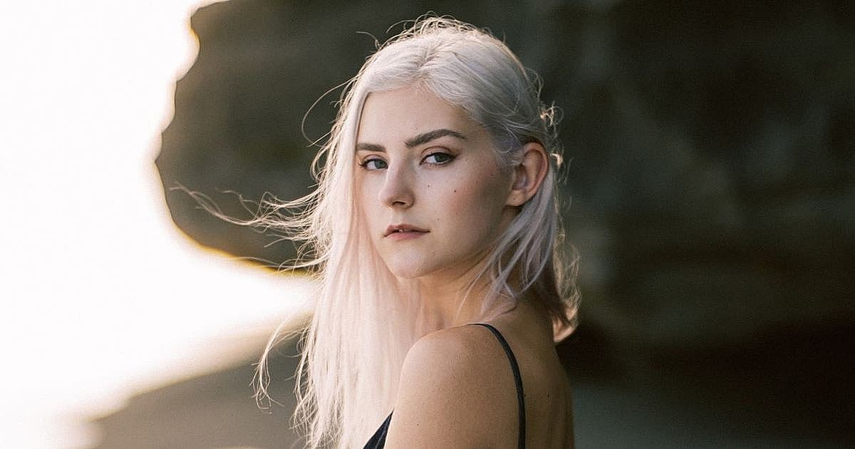 Eva Elfie comparecerá ao International 12