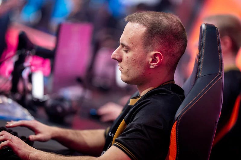 Team Heretics benches Perkz following a disappointing LEC Winter Split