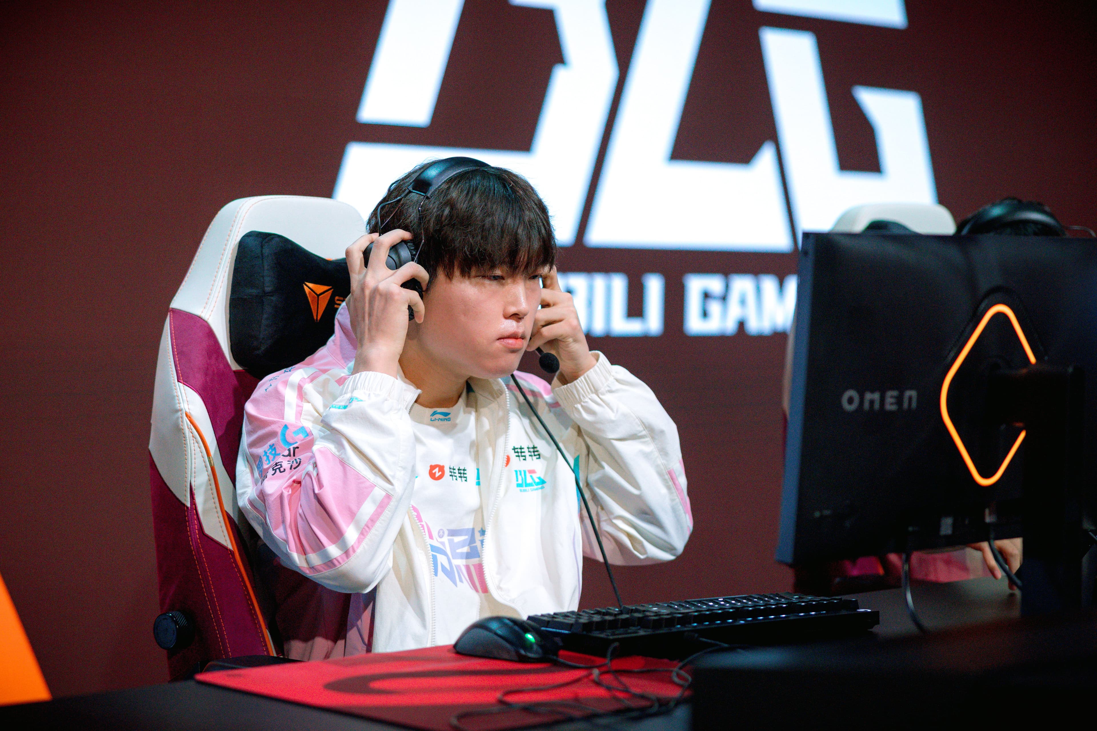 Bin Returns to BLG after One-Month Absence