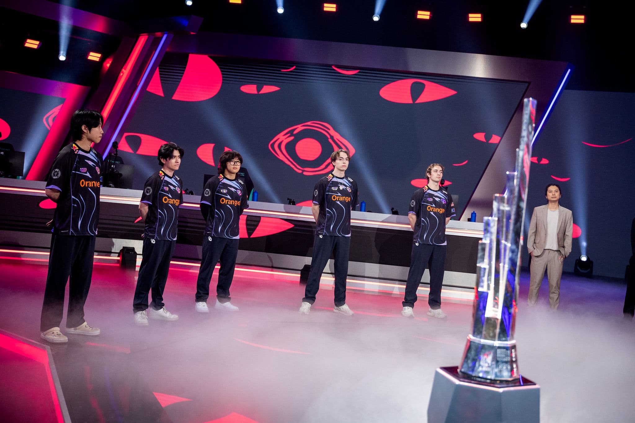 This Karmine Corp squad was built to compete with the best. (Credit: Wojciech Wandzel/Riot Games)