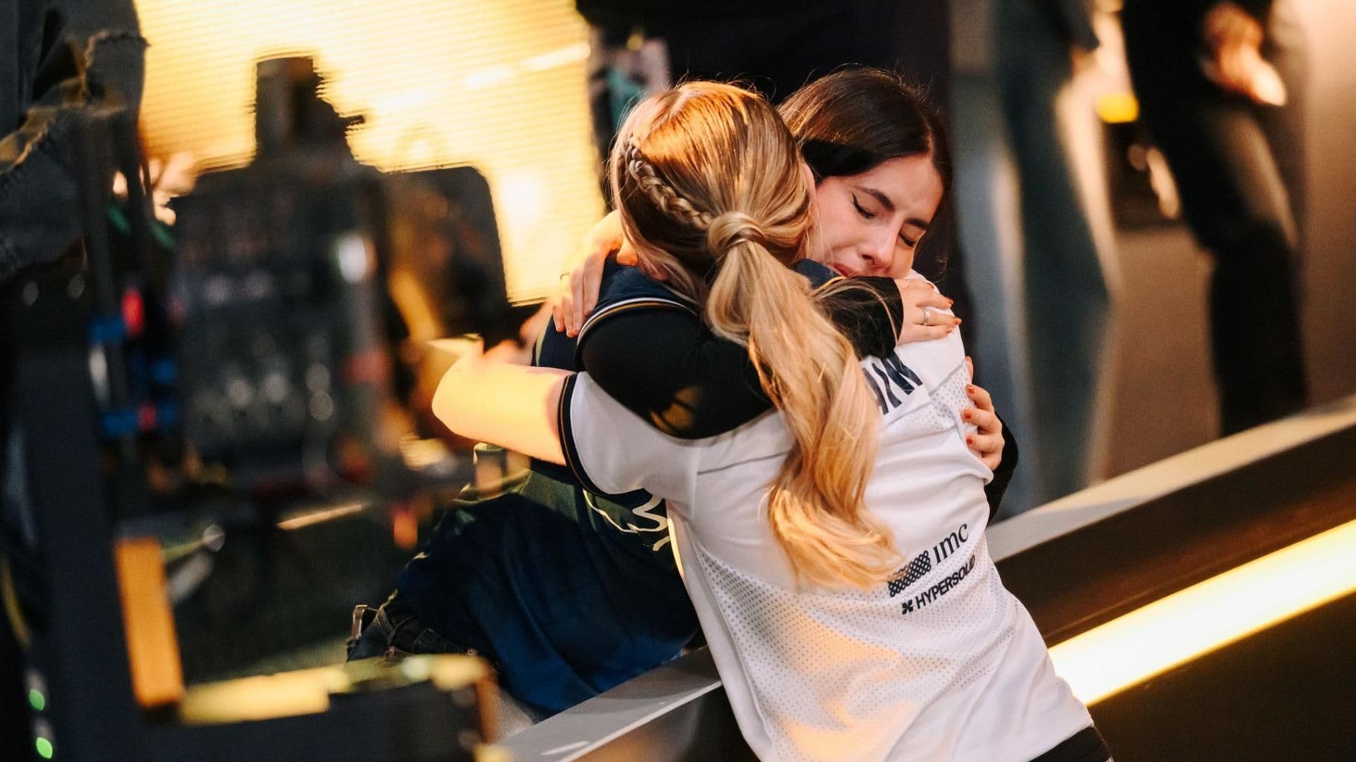 MIBR bstrdd celebrating Team Liquid's victory with daiki in 2025 (Photo by Moon Suwon/Riot Games)