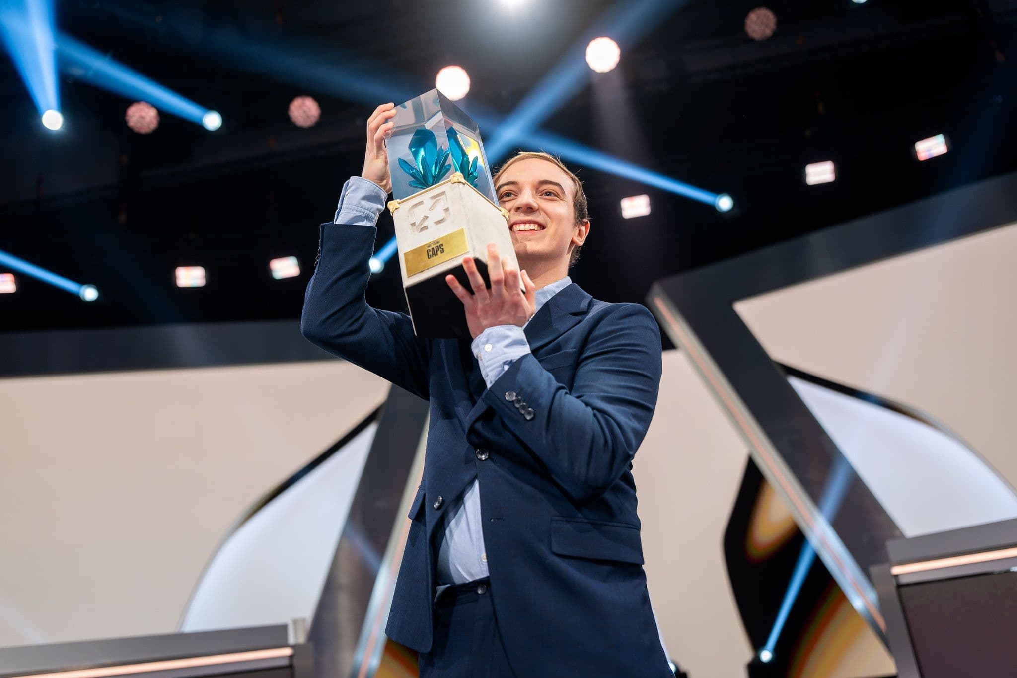Caps at his Hall of Legends Induction Ceremony (credits: Michal Konkol // Riot Games)