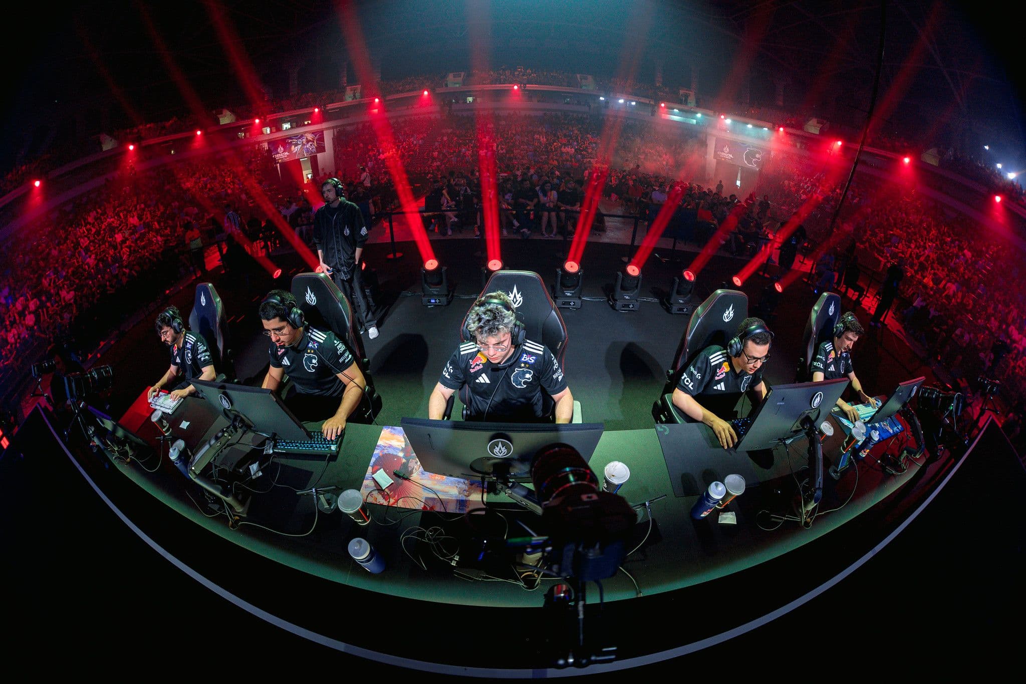 FURIA Estreia no Worlds 2026 Com Derrota para a MVK Esports