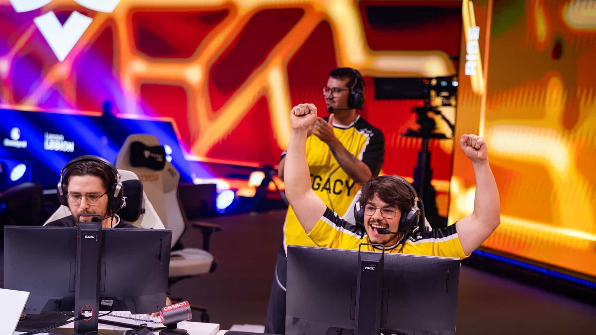 Legacy elimina Team Falcons e avança para as semifinais da EWC 2026