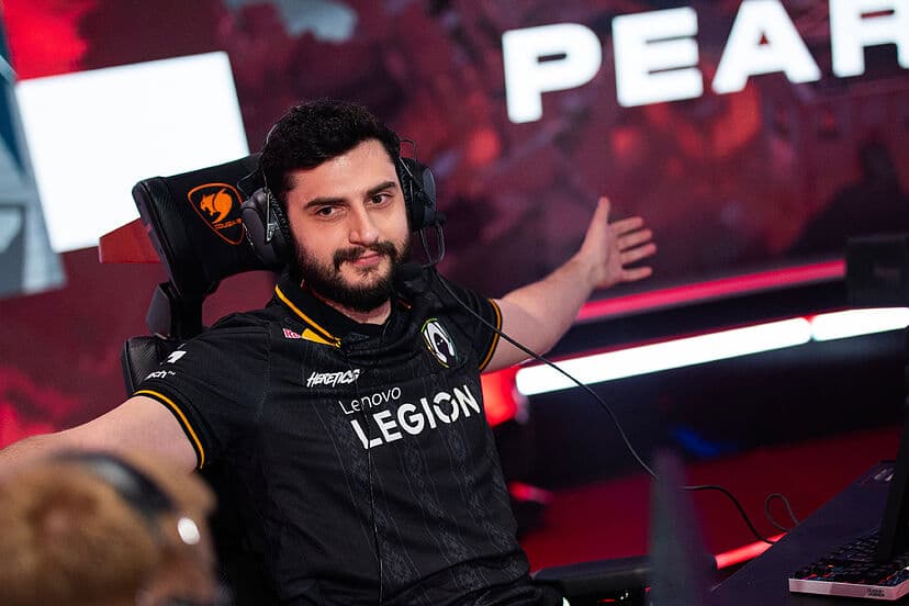 Mixwell deixou os fãs espanhóis orgulhosos dentro e fora do servidor (créditos: Marca)