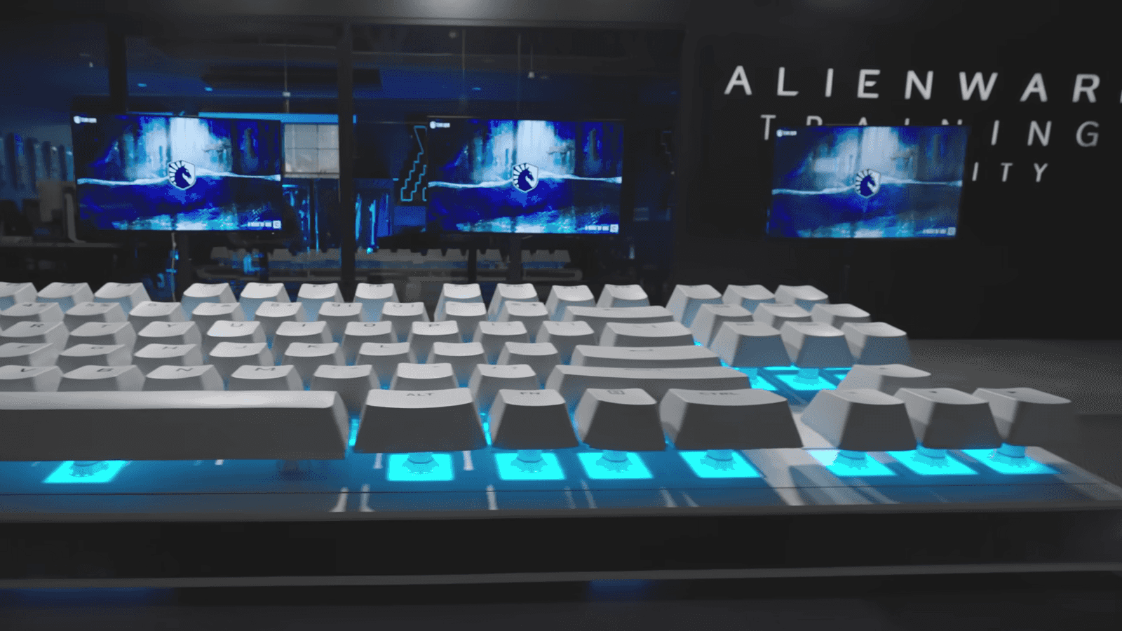 Team Liquid jogou no maior teclado do mundo