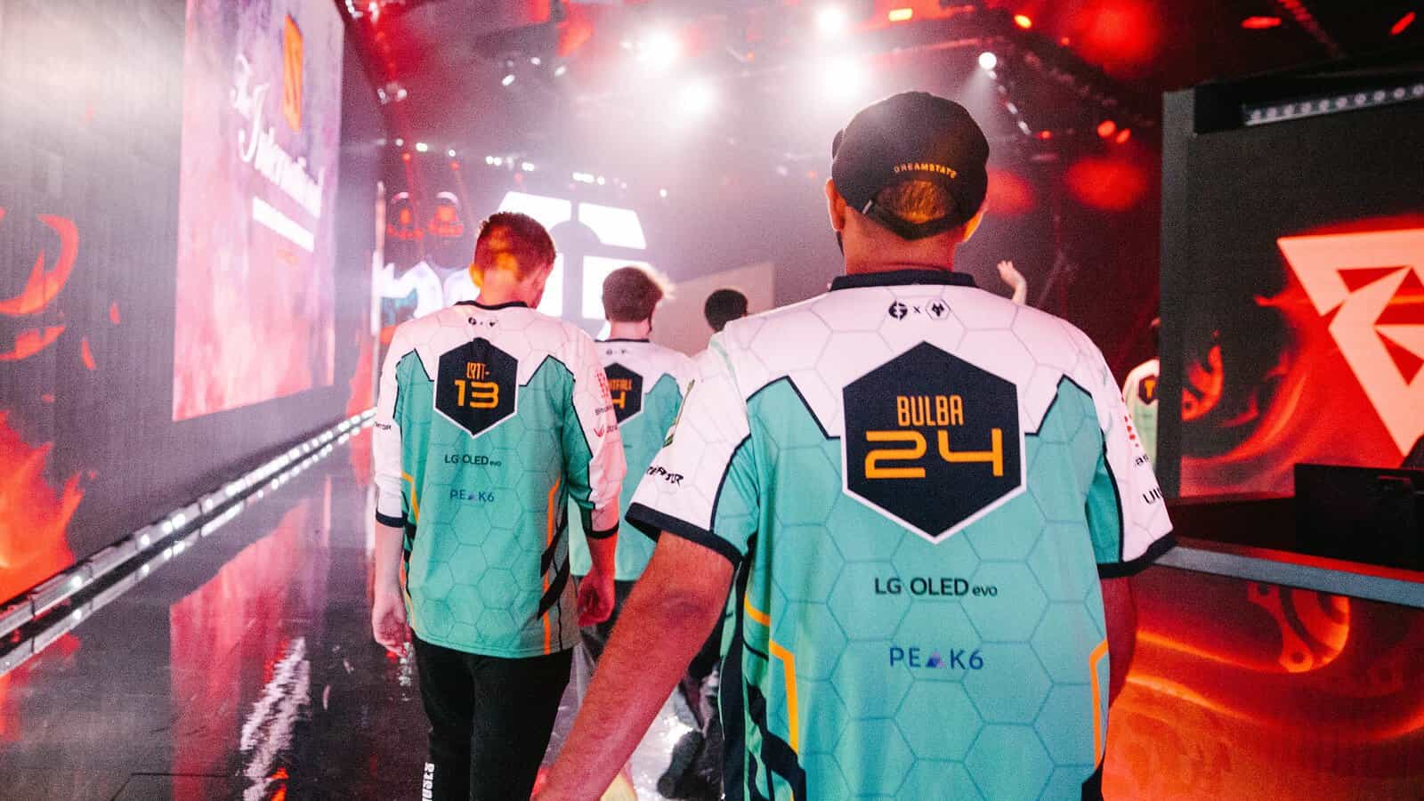 Evil Geniuses encerra contrato com todo o elenco