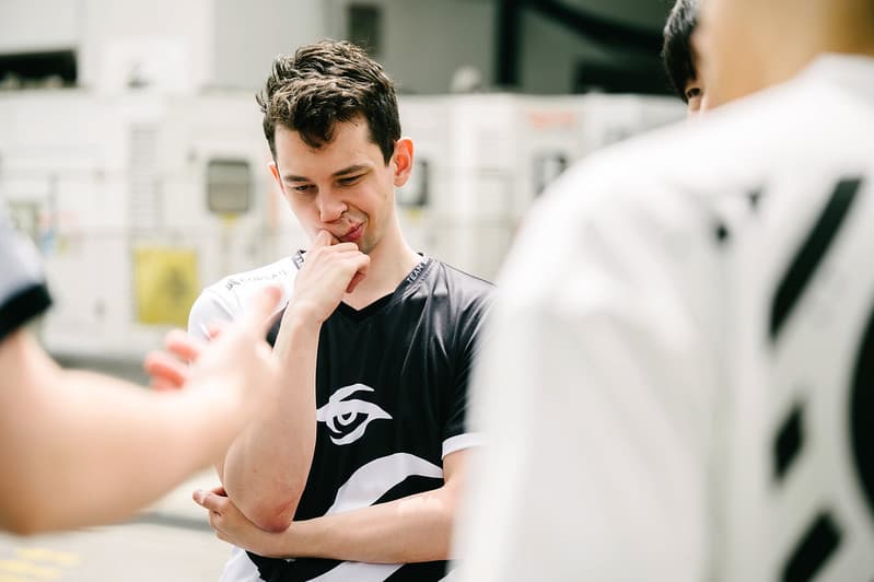 Grandes equipes enfrentam problemas na Europa