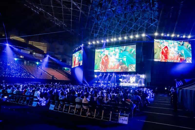 Quarta rodada da Fase Suíça do Worlds 2025 confirmará 3 times nos Playoffs e eliminará outros 3