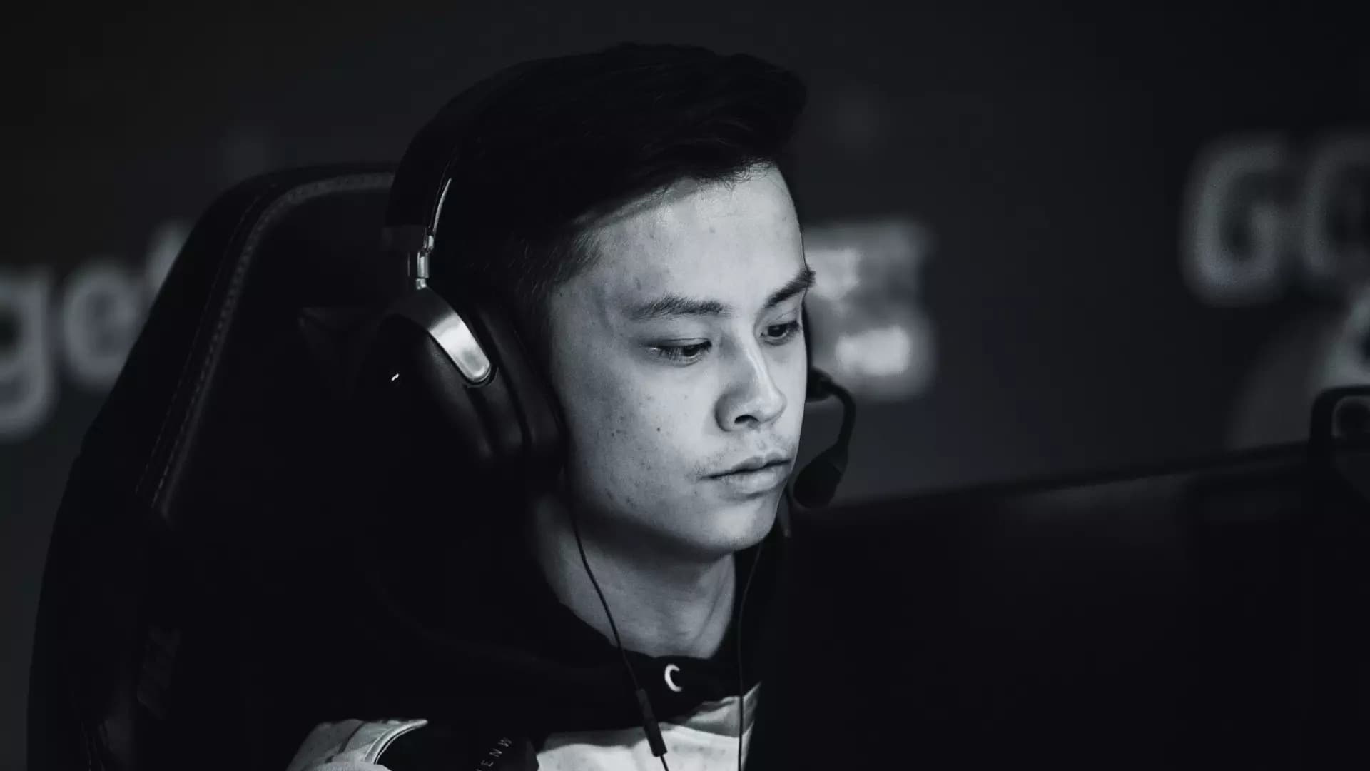 Stewie2K é acusado de Scam por MitaoCatCS, trader de skin famoso no CS2