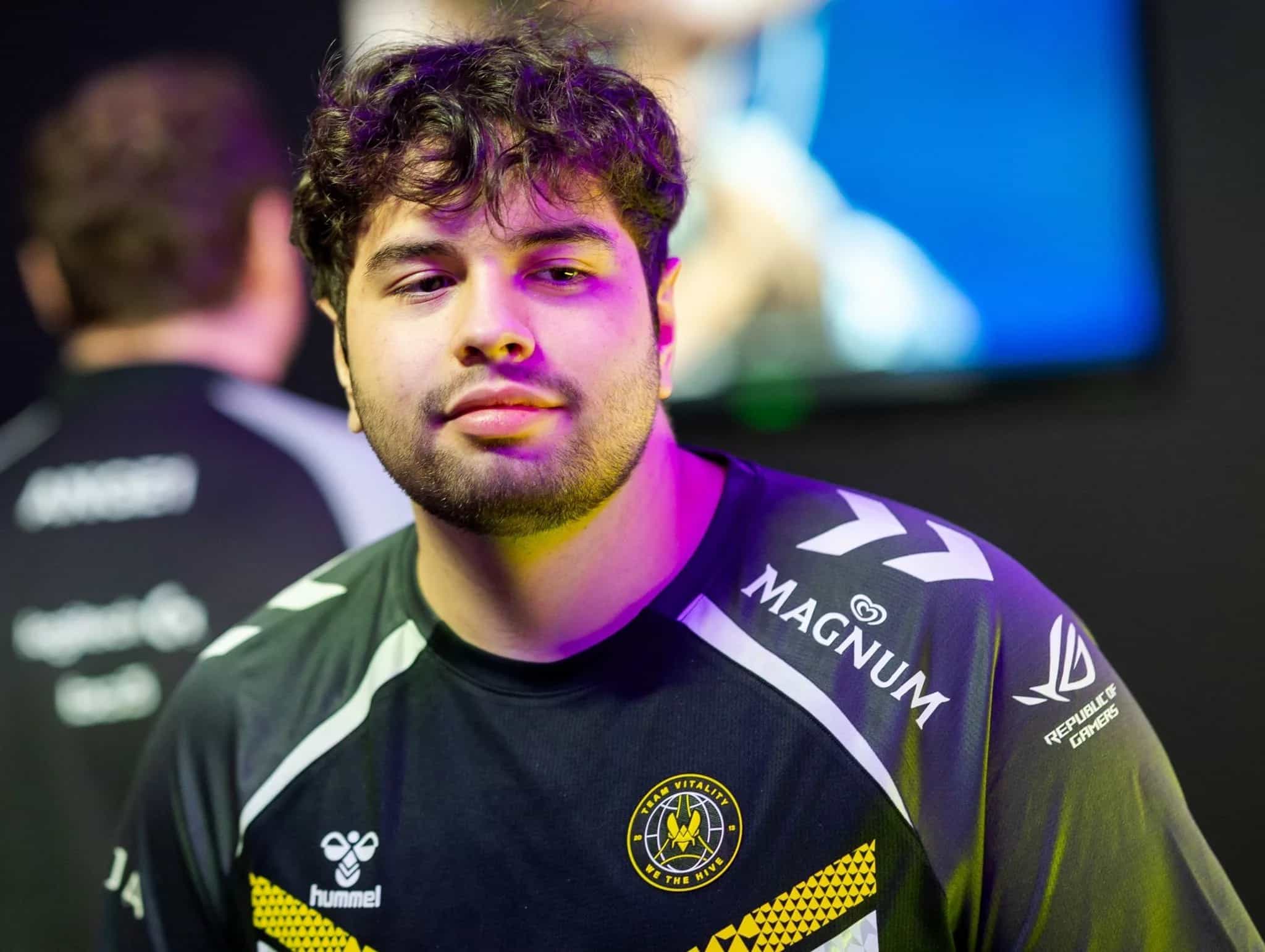 Less vê Team Vitality derreter e não pode fazer nada a respeito