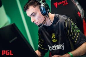 Jogadores que estão como players reservas/livres