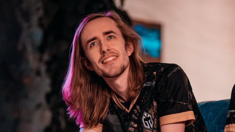 Quinn é um dos midlaners em ascensão em 2023. Ele foi indicado ao prêmio de Jogador de Esports do Ano. (Crédito: @GaiminGladiator)