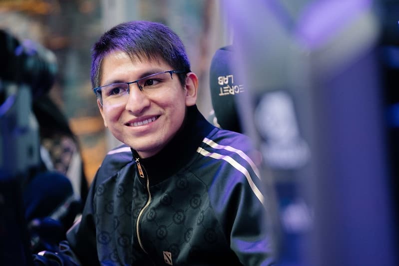 Scofield é um caso à parte na hora da comunicação.