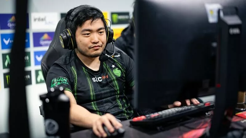 Sneyking: "Trocar jogadores é apenas mudar o conjunto de problemas pra lidar"