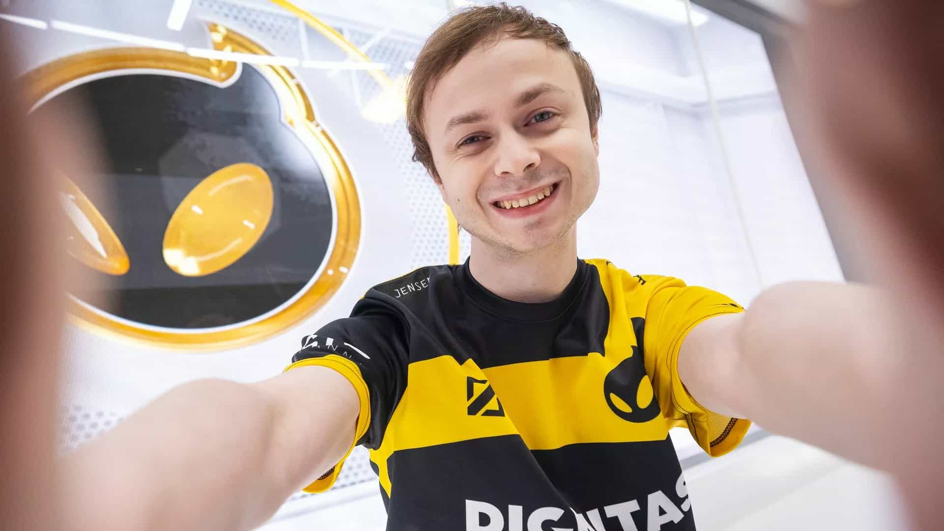 Day of the upset: LCS Week 7, Day 1 recap