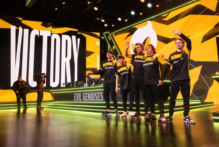 Dignitas pulls out a win: LCS Week 5, Day 1 recap