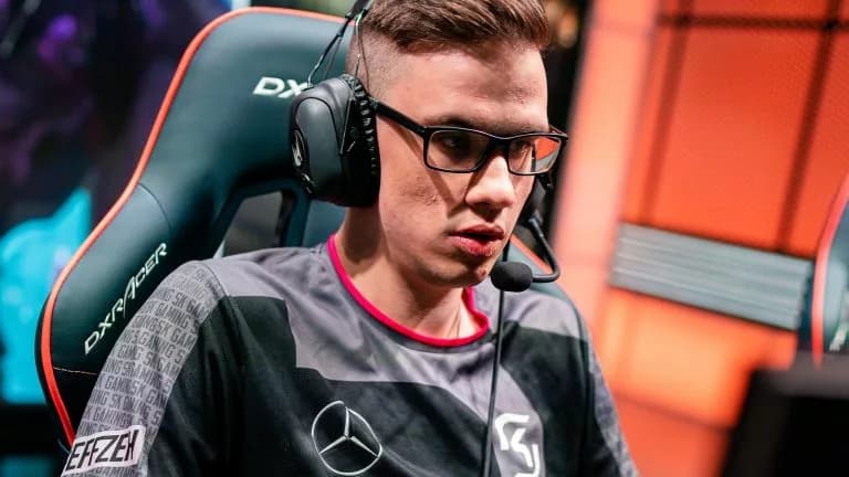 Crownie dropped by Team BDS without warning