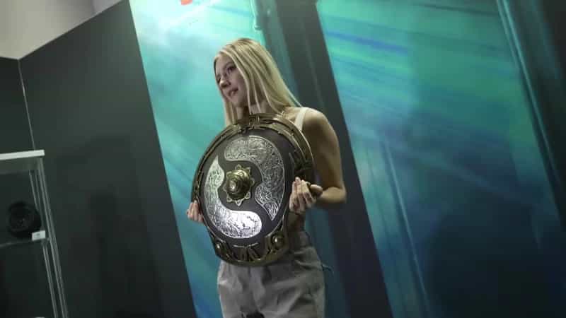 Eva Elfie Talks About The International 2023