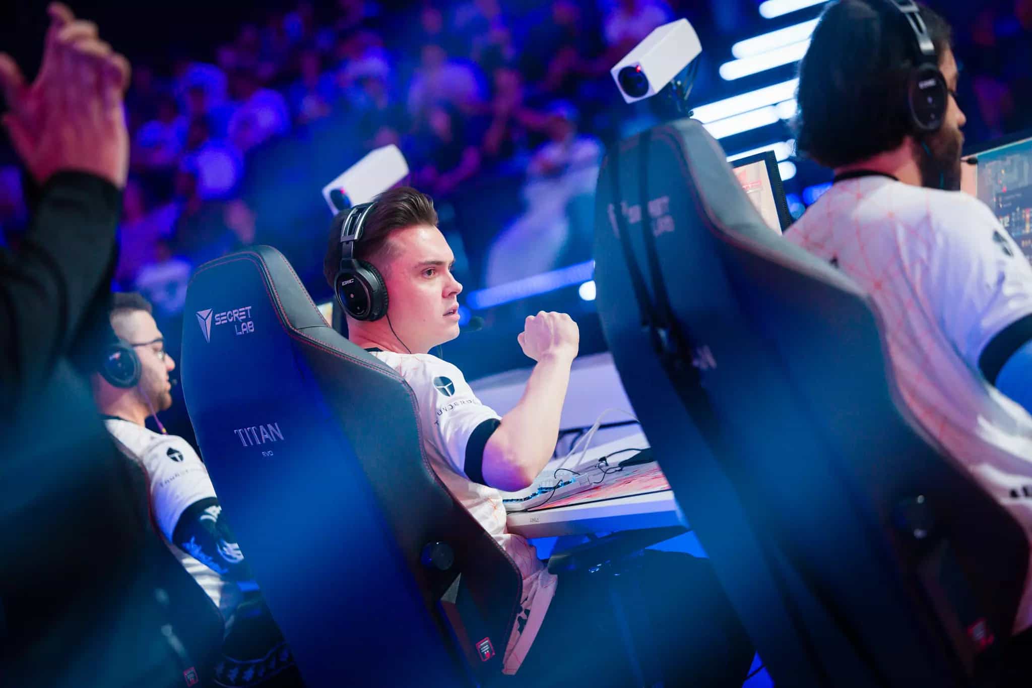 Virtus.Pro eliminates Vitality from the Esports World Cup