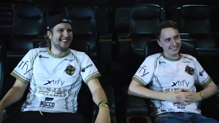 GeT_RiGhT and f0rest at GFinity Championship 2015