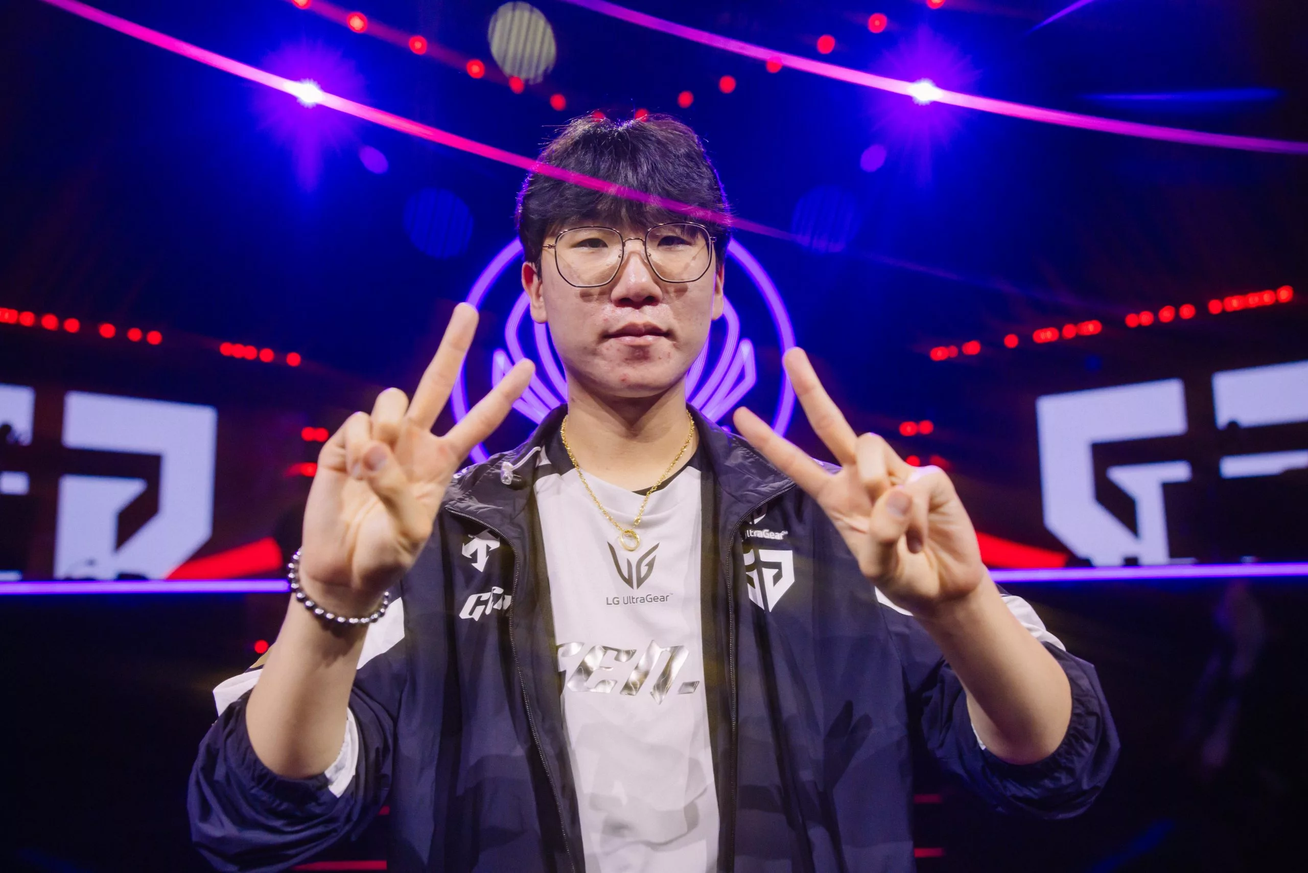 Top 5 ADCs at Worlds 2025: Is Ruler Still the King?