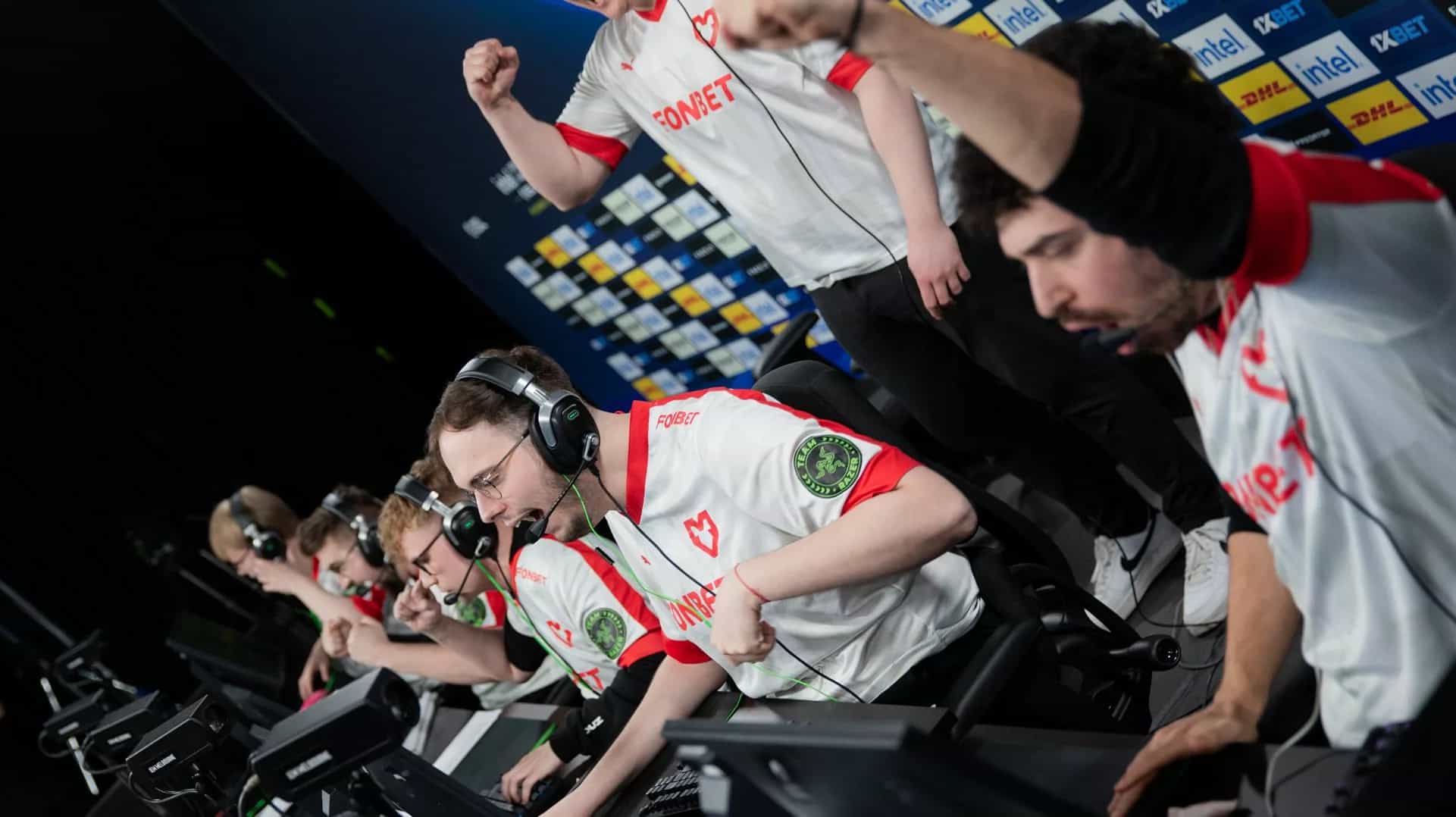 IEM Melbourne 2025 Semifinal Preview: MOUZ vs Team Falcons