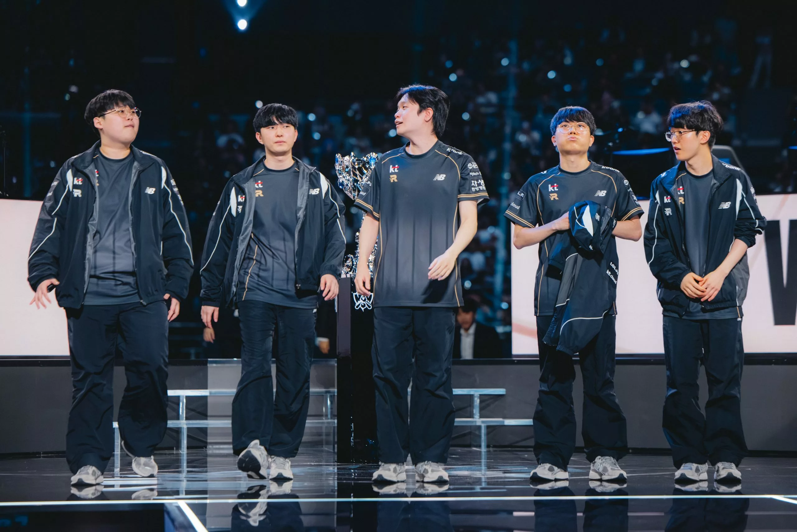 KT Rolster Shock Gen.G to Reach Their First-Ever Grand Finals at Worlds