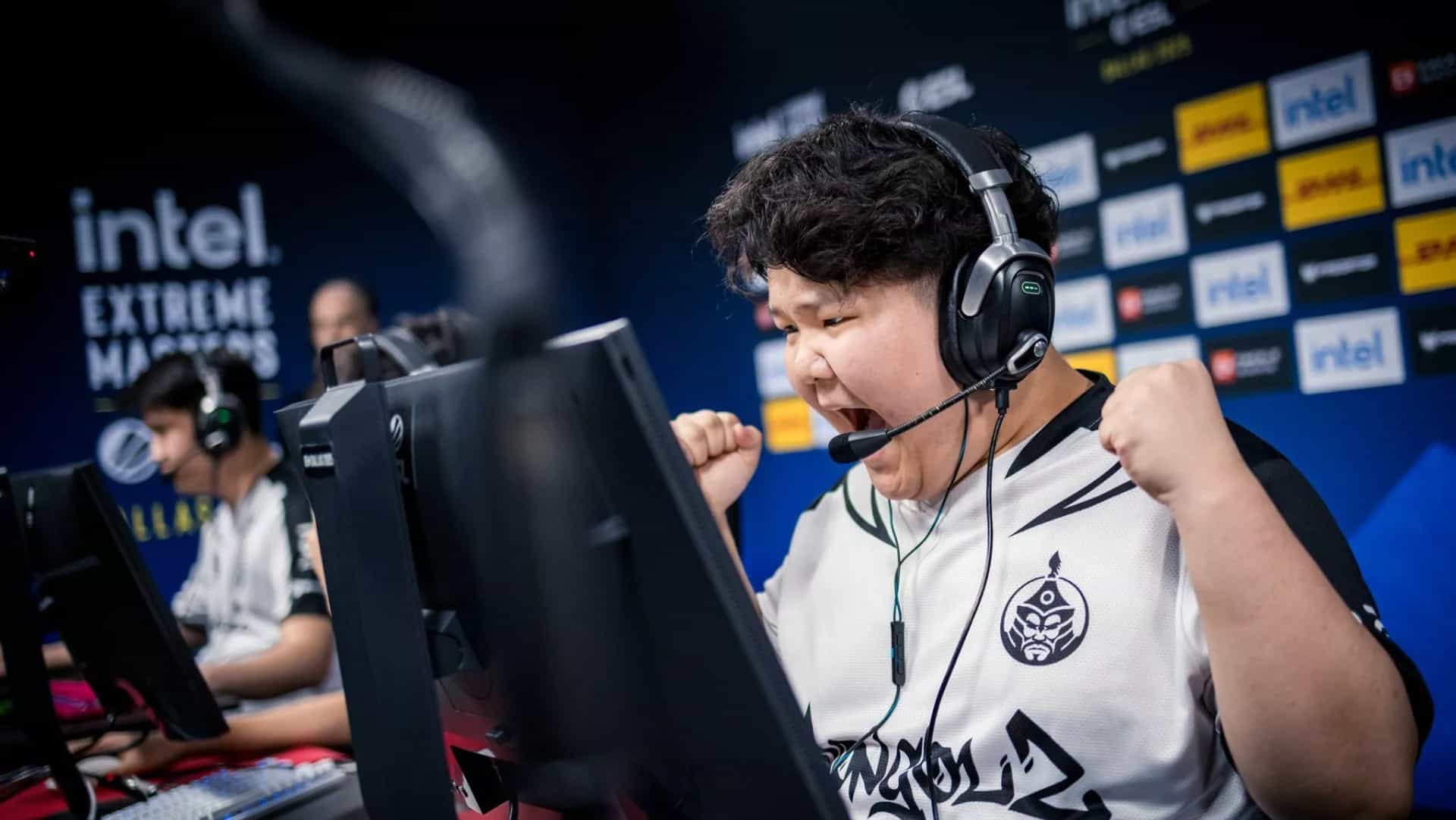 MOUZ vs The MongolZ: A Semifinal Showdown at IEM Dallas 2025