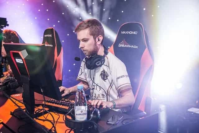 Xizt returns to Ninjas in Pyjamas as the Coach