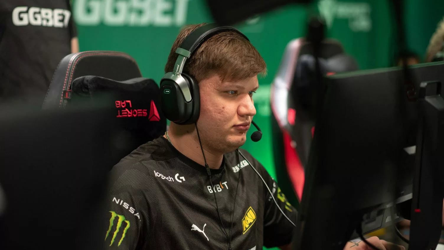 S1mple loses in his CS2 debut with Team Falcons