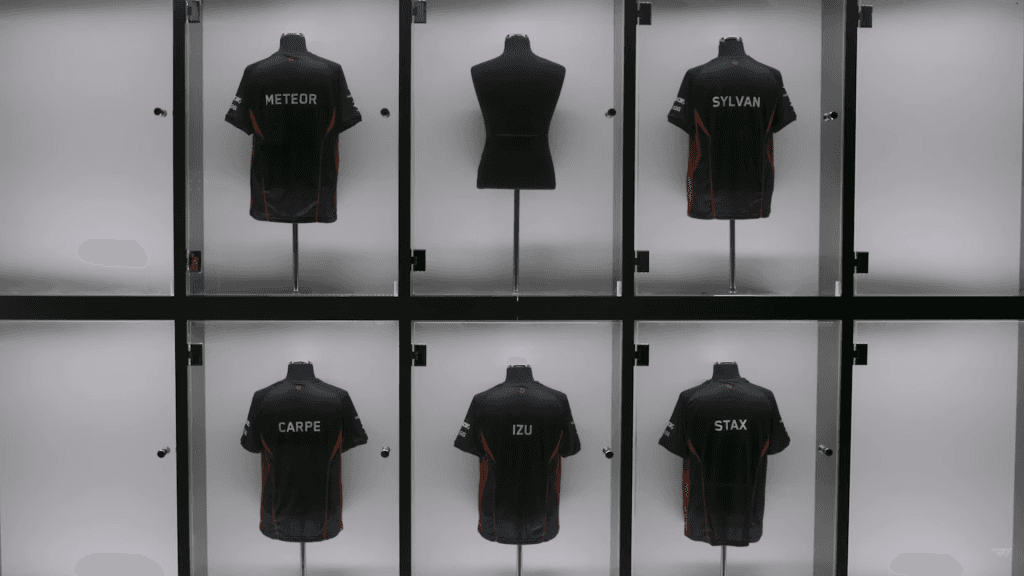 Xccurate's jersey missing from T1's line-up