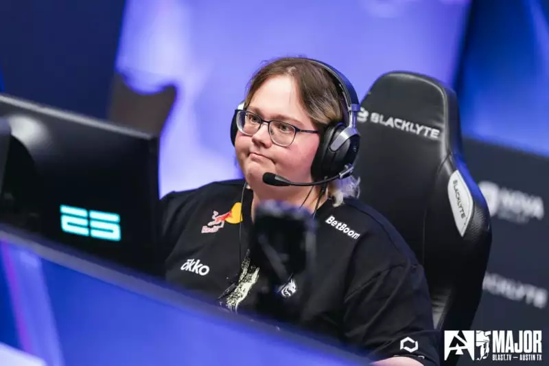 Team Spirit Benches magixx, Signs 17-Year-Old Prodigy zweih
