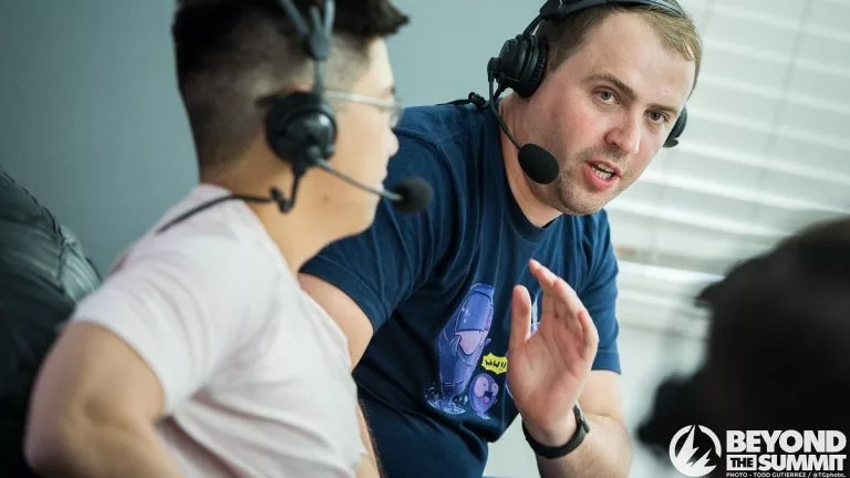 V1lat at the BTS house