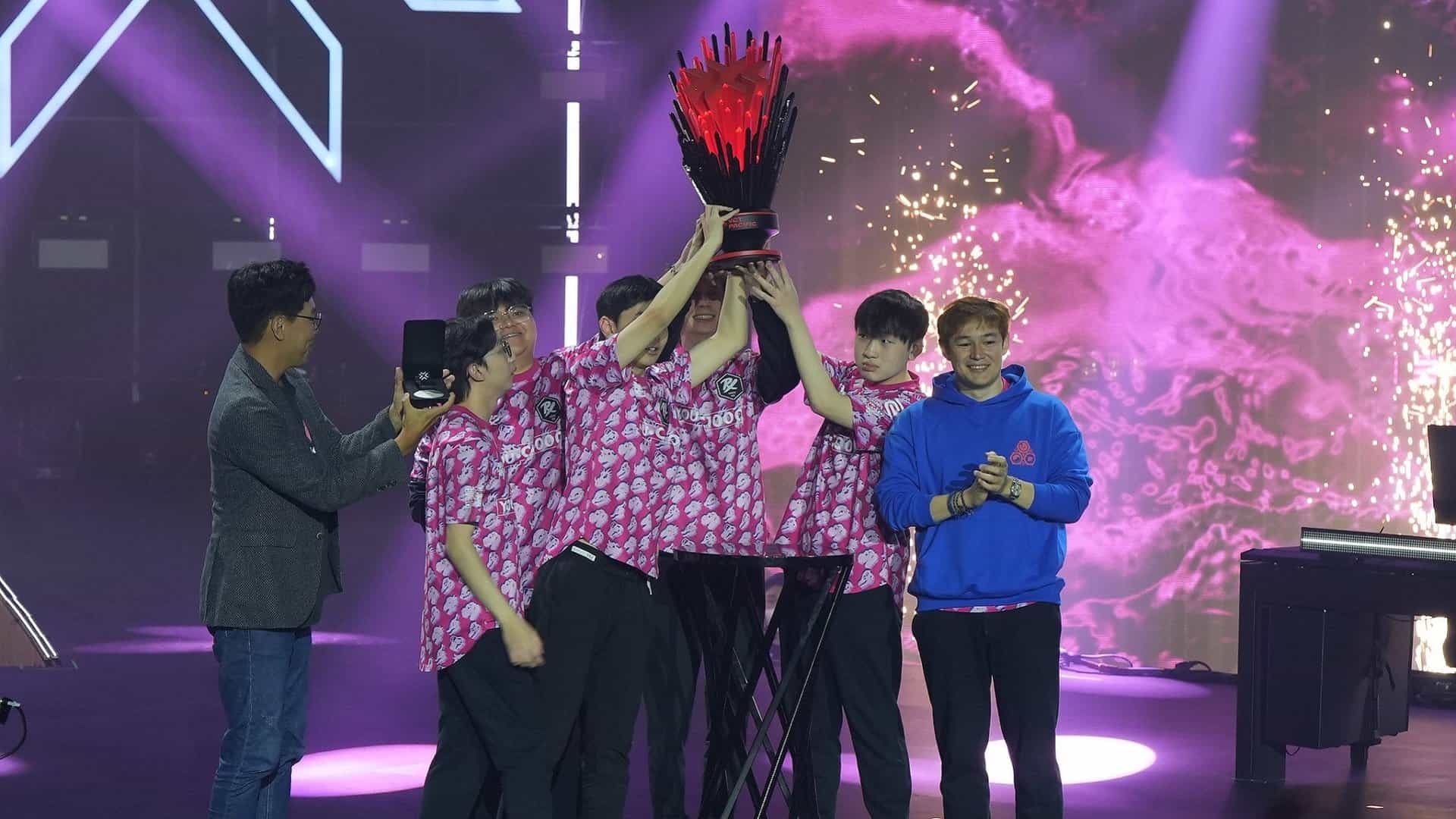 Defeat by five Paper (Rex) cuts: Paper Rex lifts the VCT Pacific trophy