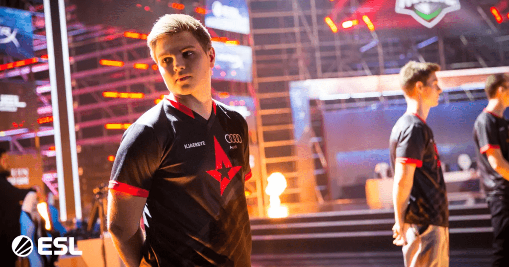 kjaerbye with Astralis