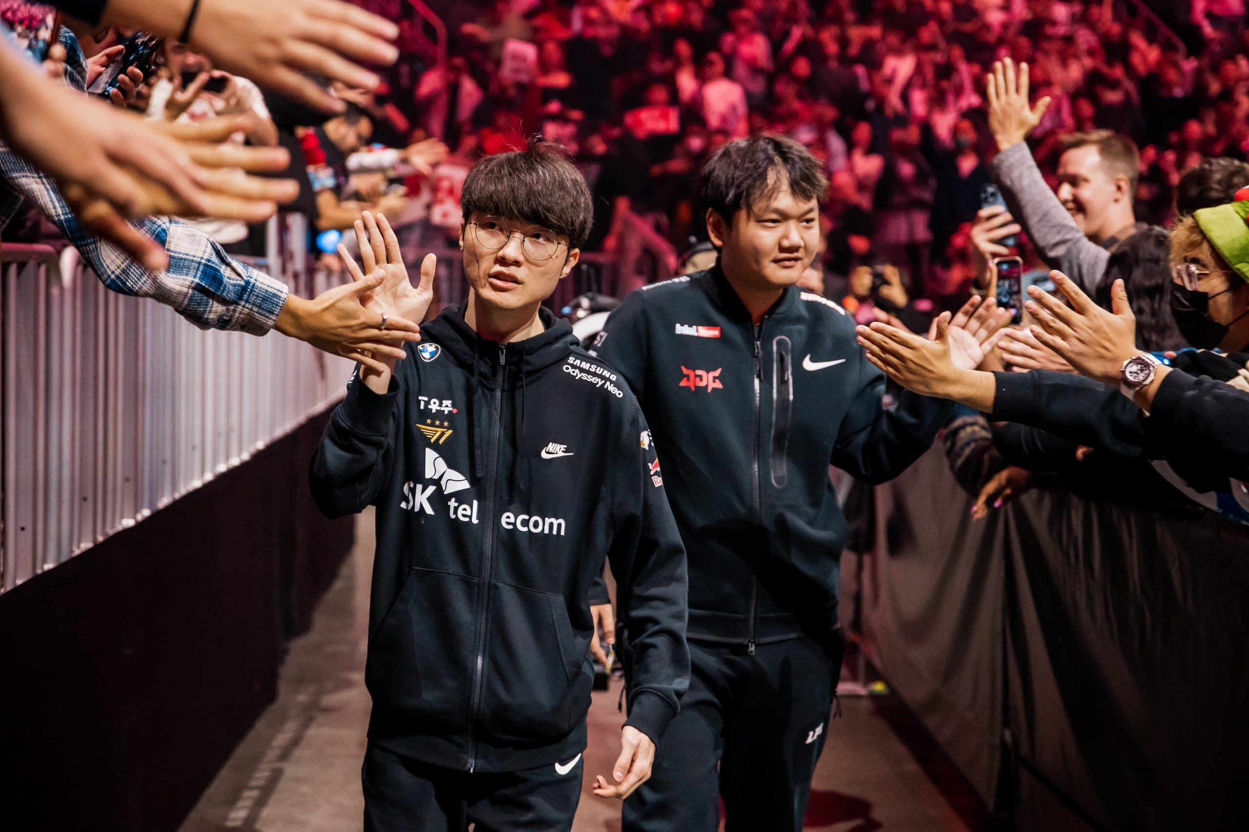 yagao has faced the best league of legends players in the world, including faker
