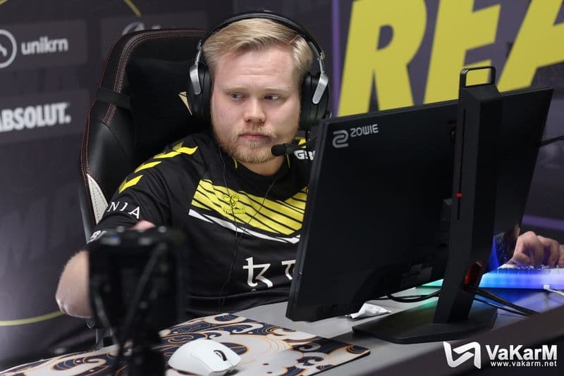 Magisk contratado pela Falcons, supertime Árabe começa a se formar